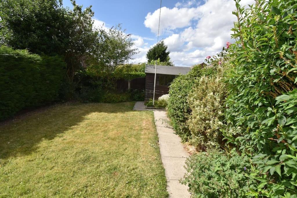 Holiday home Superb 3 Bed House, Close To Centre , Private Parking On Gated Premise